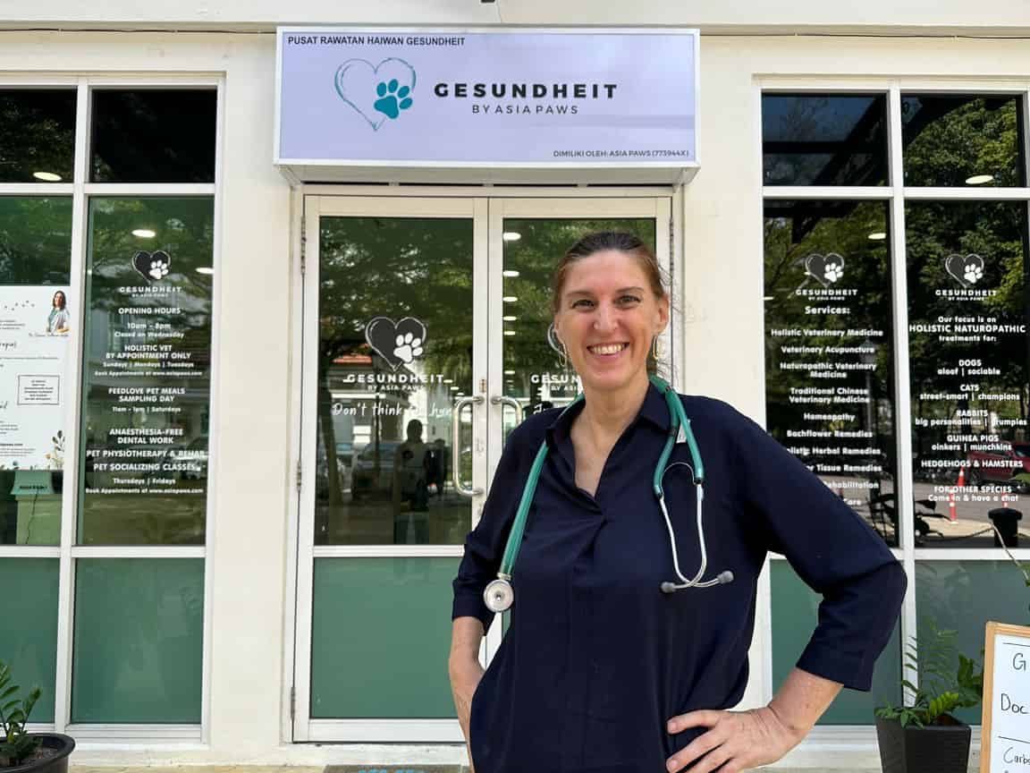 asia paws by dr susanna penang