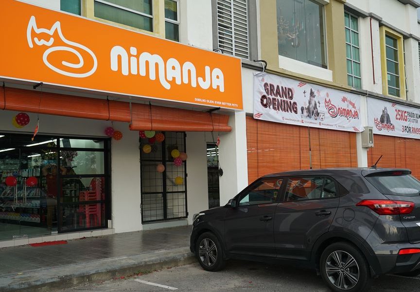 nimanja pet store luak bay